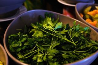Manger sans faim : pourquoi on le fait et comment s'en libérer